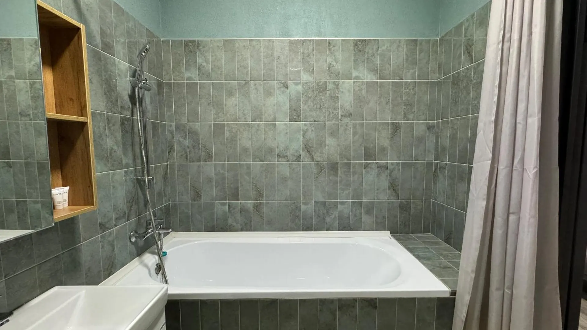 Comfort City Business Almaty 0*,  Kazakhstan